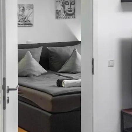 Luxus Am Zoo Mit Stellplatz 아파트 라이프치히