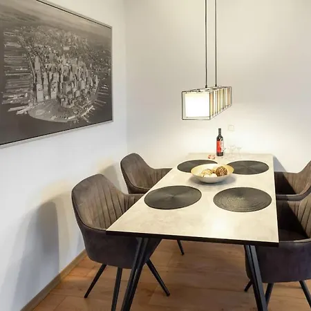 Luxus Am Zoo Mit Stellplatz * 라이프치히