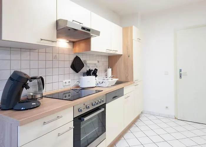 アパート Luxus Am Zoo Mit Stellplatz