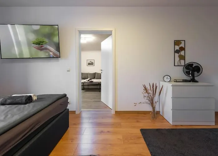 Luxus Am Zoo Mit Stellplatz * ライプツィヒ