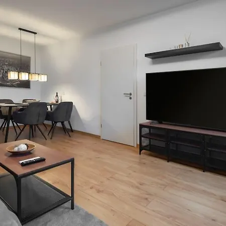 Luxus Am Zoo Mit Stellplatz * Leipzig