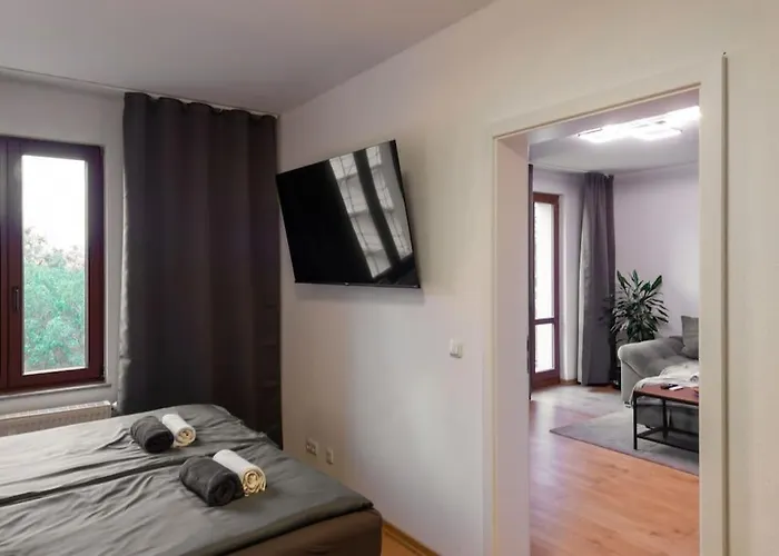 Luxus Am Zoo Mit Stellplatz شقة *