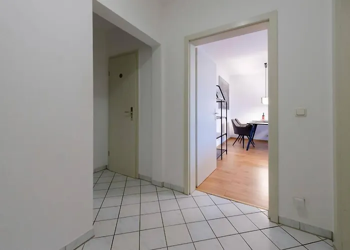 Luxus Am Zoo Mit Stellplatz شقة *