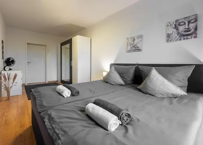 Luxus Am Zoo Mit Stellplatz شقة *